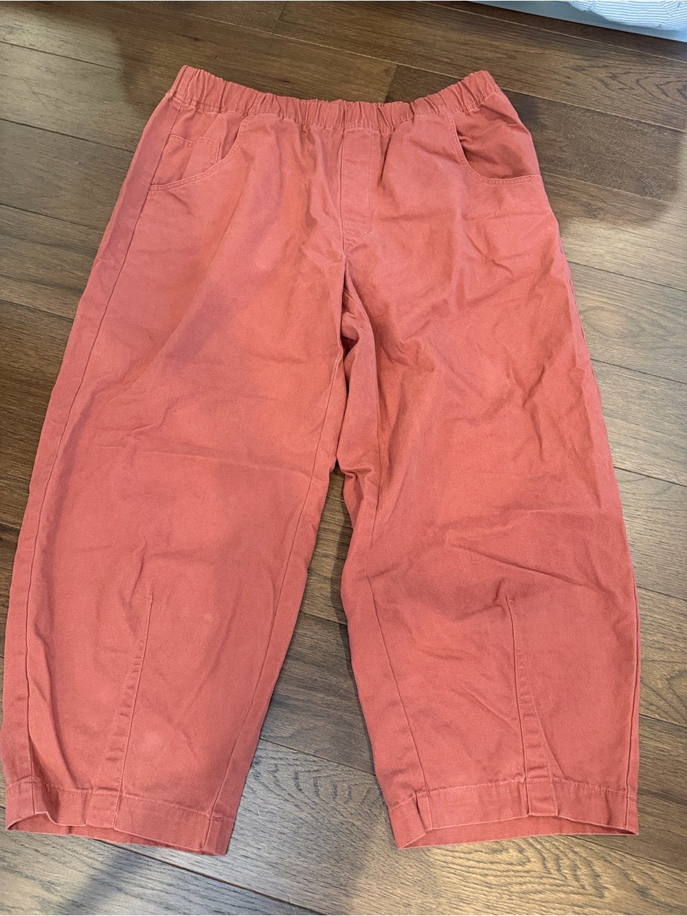 Women's Mid-Rise Barrel Leg Pants - Universal Thread Size Large - C47-040 - Picture 5 of 8